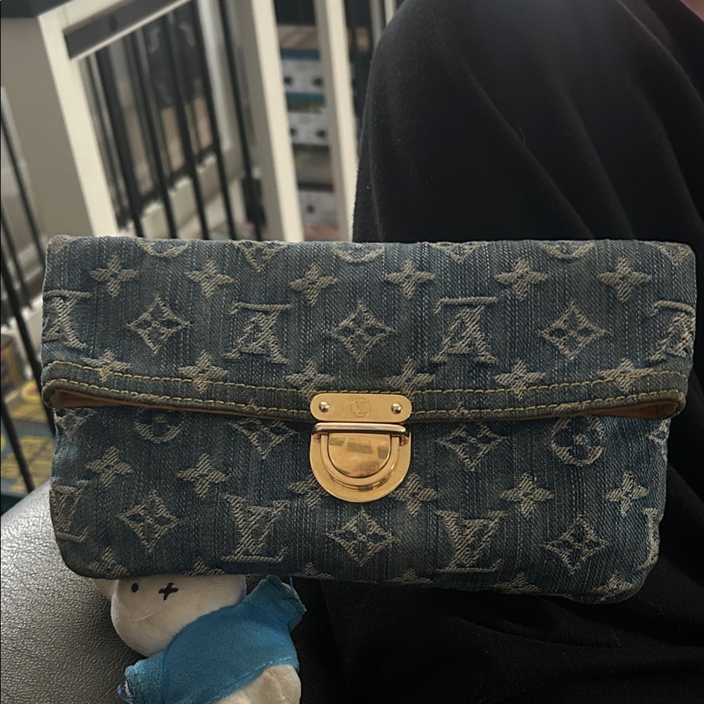 Louis Vuitton Blue Denim Monogram Clutch